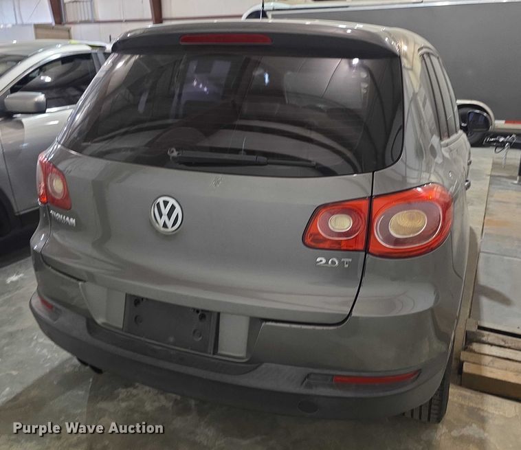 image for item FI0633 2011 Volkswagen Tiguan SUV