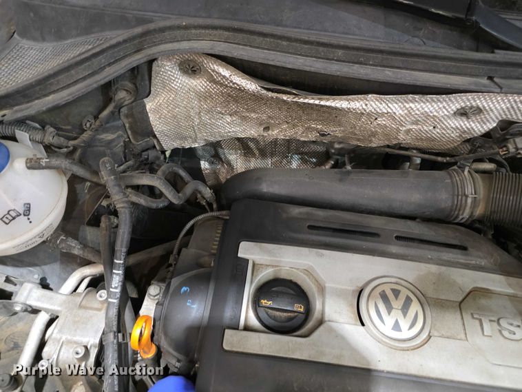 image for item FI0633 2011 Volkswagen Tiguan SUV