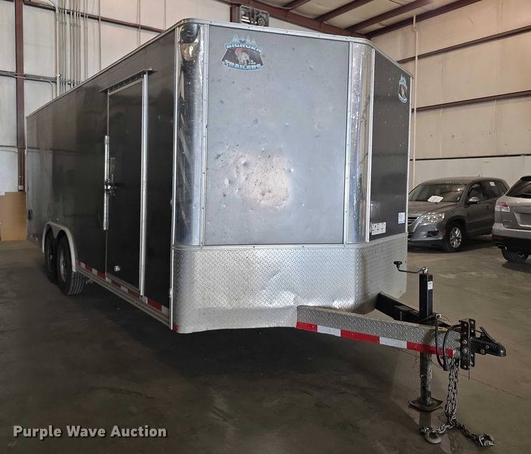image for item FI0634 2022 R&M EC8.520TA enclosed cargo trailer