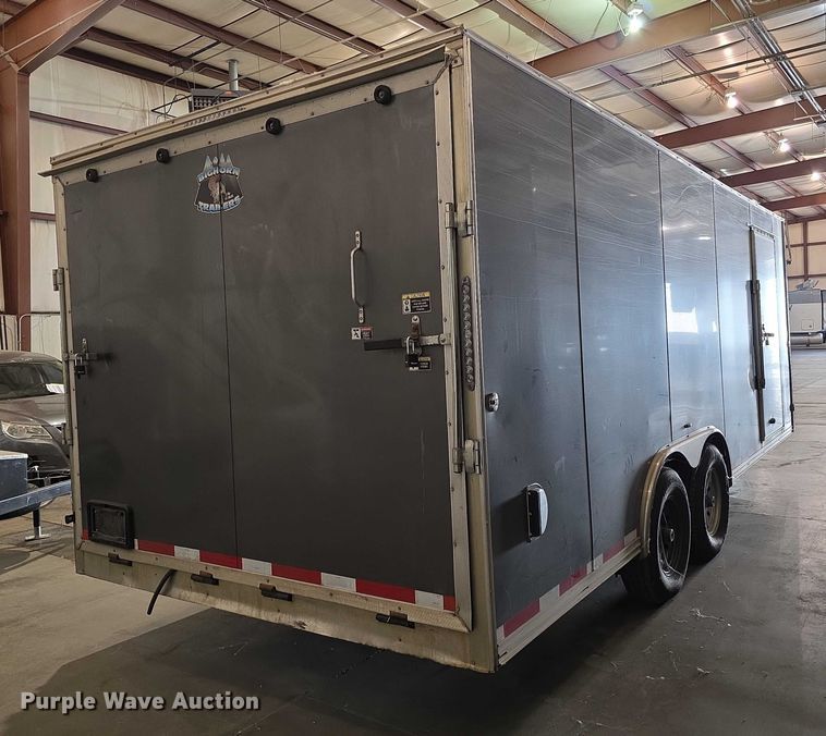 image for item FI0634 2022 R&M EC8.520TA enclosed cargo trailer