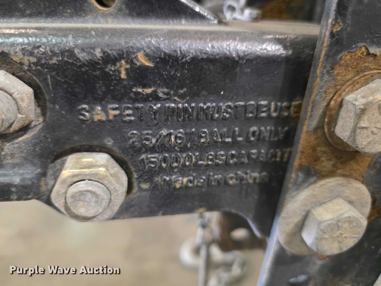 image for item FI0634 2022 R&M EC8.520TA enclosed cargo trailer