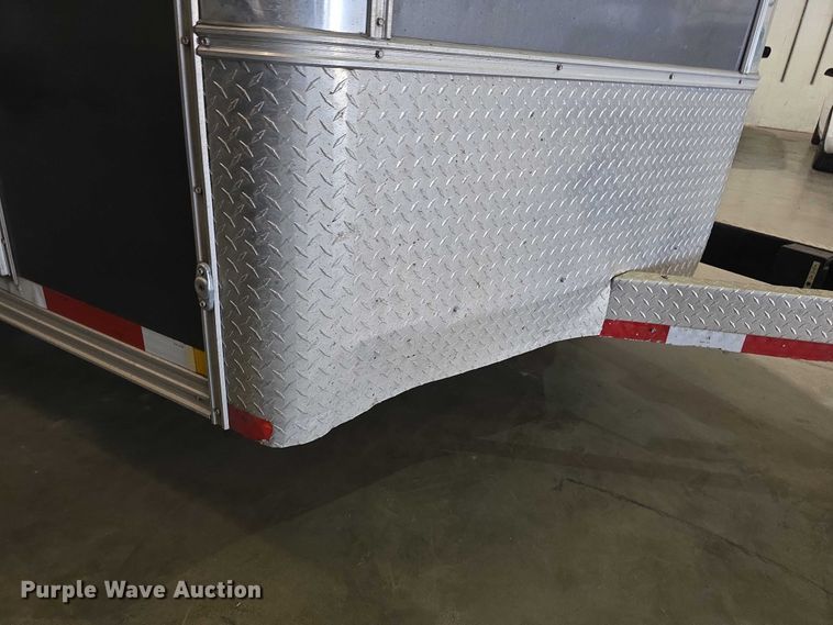 image for item FI0634 2022 R&M EC8.520TA enclosed cargo trailer