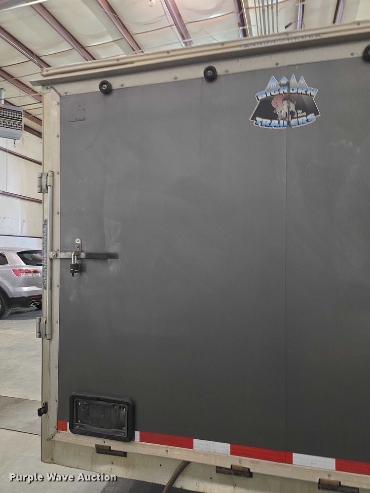 image for item FI0634 2022 R&M EC8.520TA enclosed cargo trailer