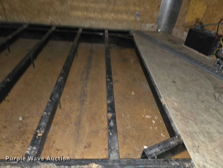 image for item FI0634 2022 R&M EC8.520TA enclosed cargo trailer