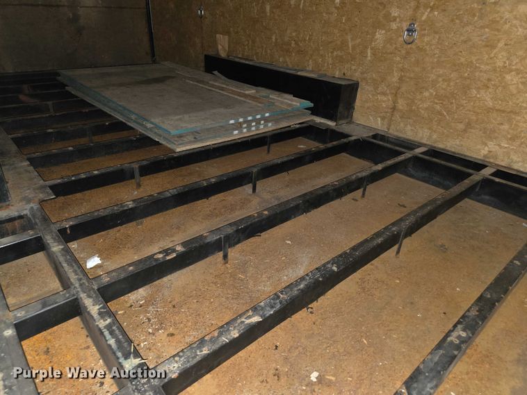 image for item FI0634 2022 R&M EC8.520TA enclosed cargo trailer