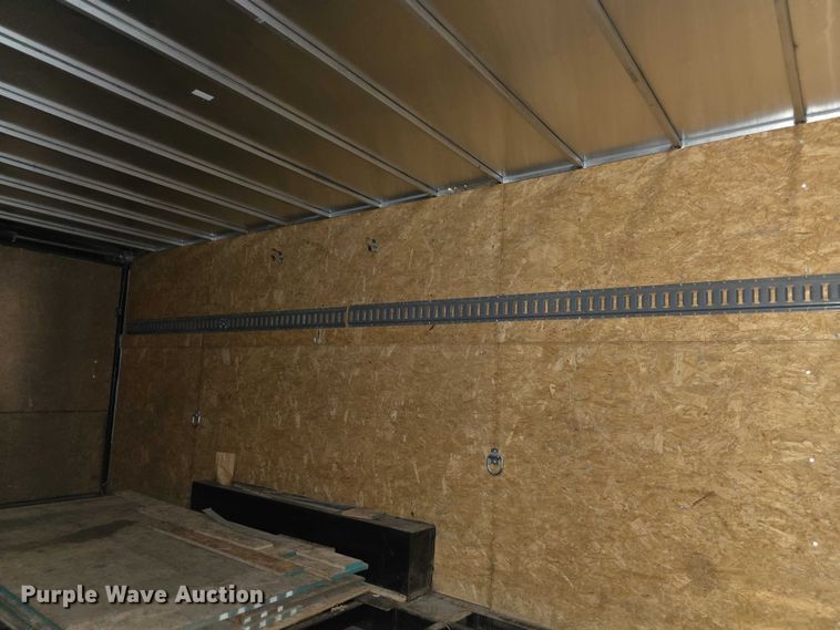 image for item FI0634 2022 R&M EC8.520TA enclosed cargo trailer