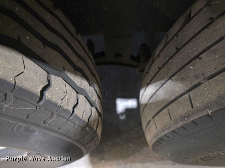 image for item FI0634 2022 R&M EC8.520TA enclosed cargo trailer