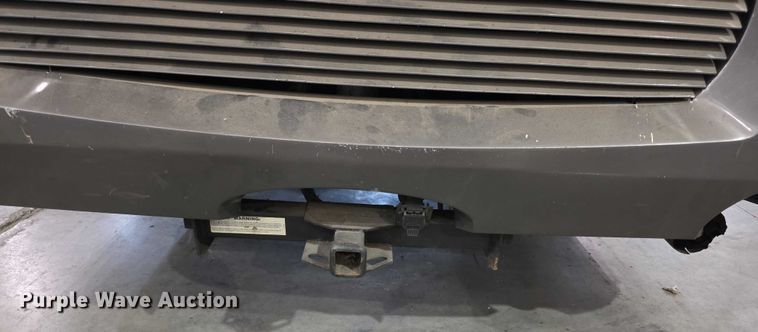 image for item FI0635 2004 Fleetwood Revolution RV