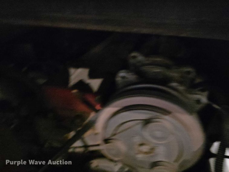 image for item FI0635 2004 Fleetwood Revolution RV