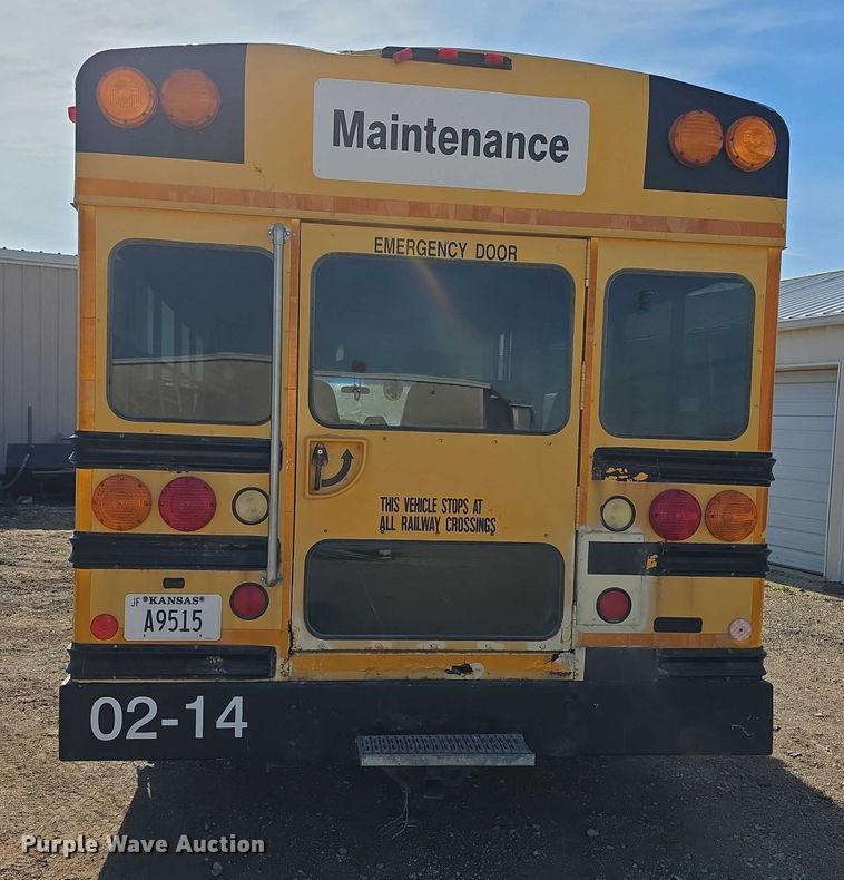 image for item FI0649 2002 Chevrolet Express 3500 school bus