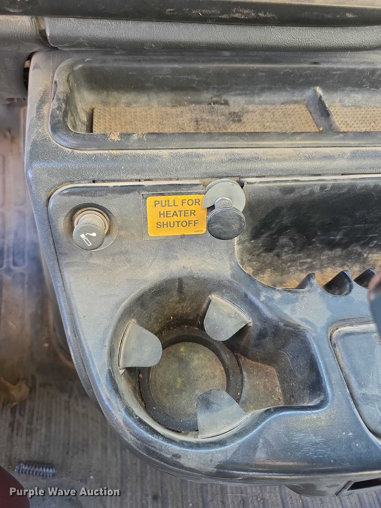 image for item FI0649 2002 Chevrolet Express 3500 school bus