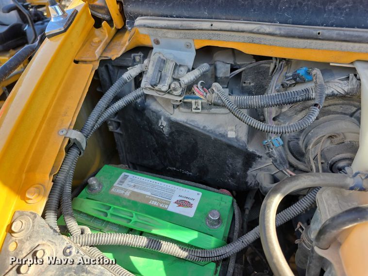 image for item FI0649 2002 Chevrolet Express 3500 school bus