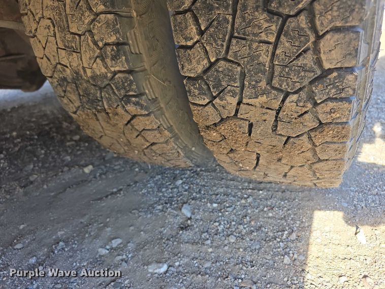 image for item FI0649 2002 Chevrolet Express 3500 school bus