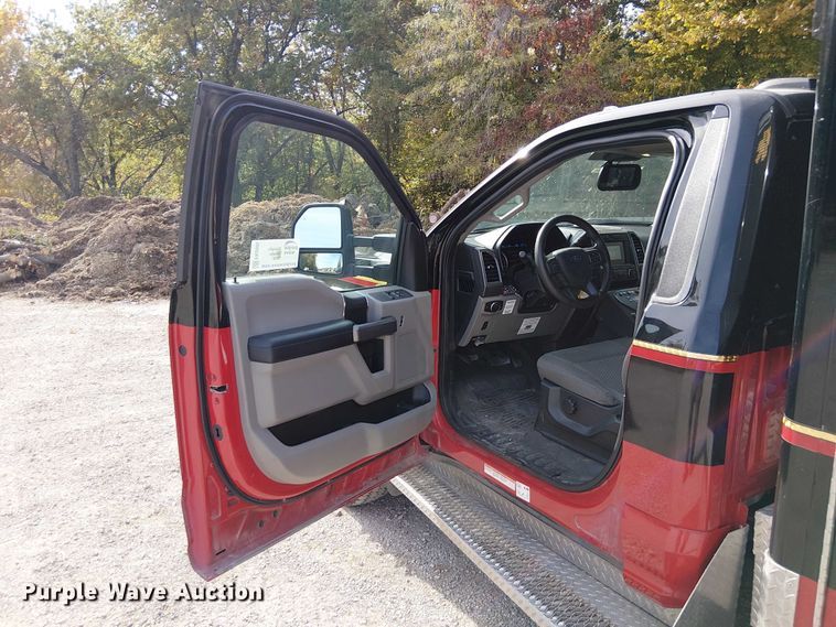 image for item FK0505 2020 Ford F550 Super Duty XLT ambulance