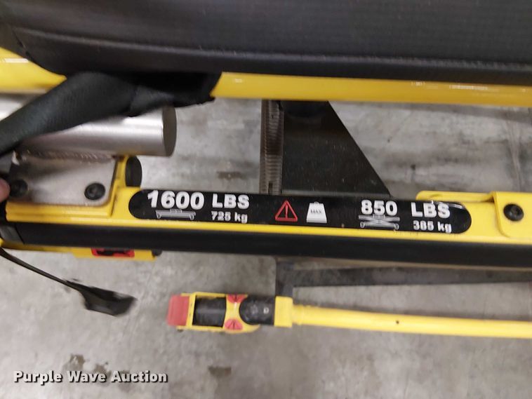 image for item FK0505 2020 Ford F550 Super Duty XLT ambulance