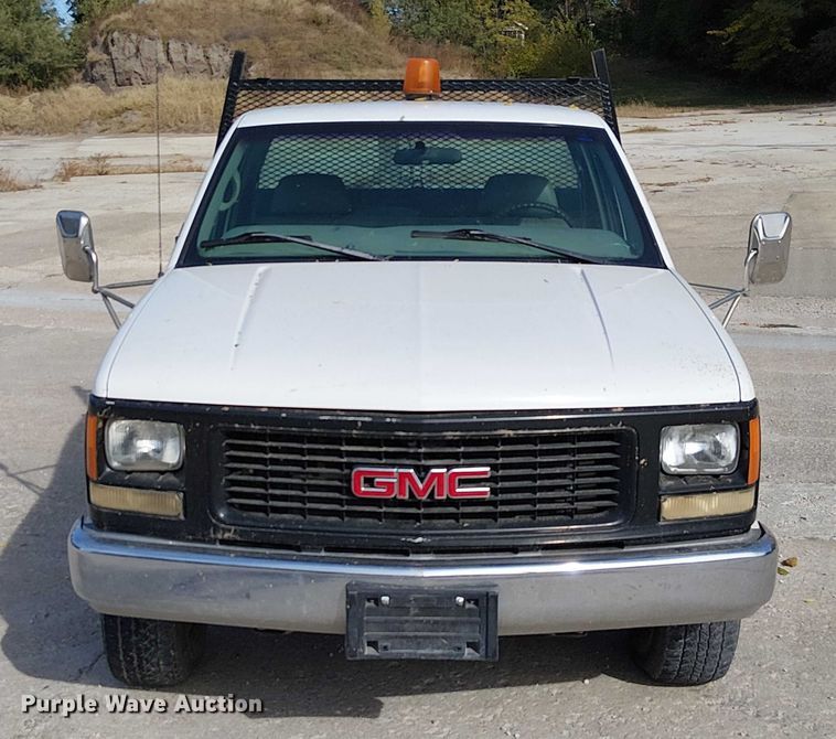 image for item FK0510 1997 GMC Sierra 2500HD flatbed pickup truck