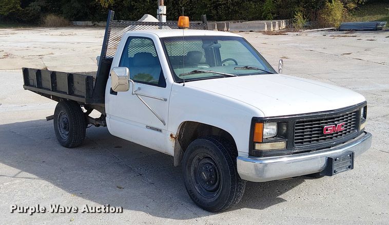 image for item FK0510 1997 GMC Sierra 2500HD flatbed pickup truck