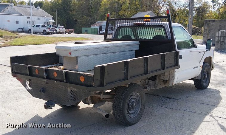 image for item FK0510 1997 GMC Sierra 2500HD flatbed pickup truck