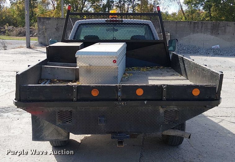 image for item FK0510 1997 GMC Sierra 2500HD flatbed pickup truck