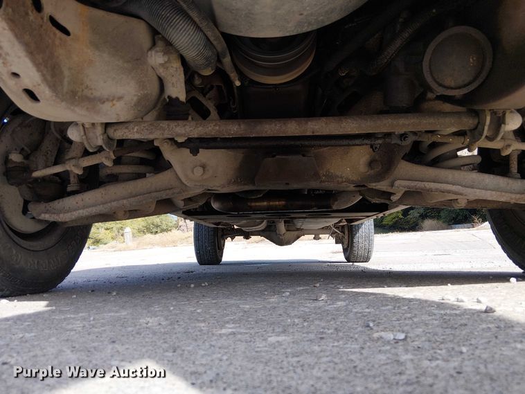 image for item FK0510 1997 GMC Sierra 2500HD flatbed pickup truck