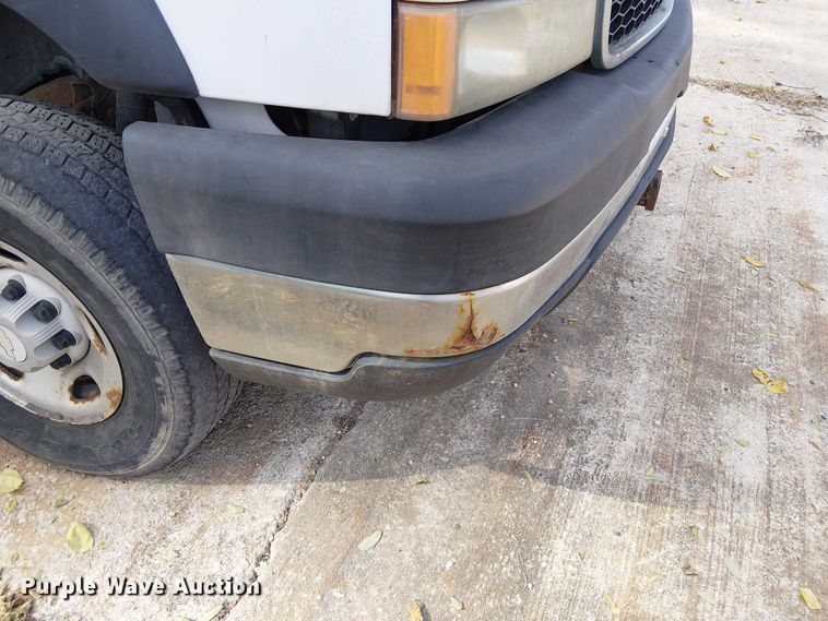 image for item FK0511 2006 Chevrolet Silverado 2500HD pickup truck