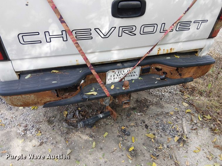 image for item FK0511 2006 Chevrolet Silverado 2500HD pickup truck