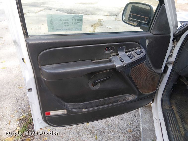 image for item FK0511 2006 Chevrolet Silverado 2500HD pickup truck