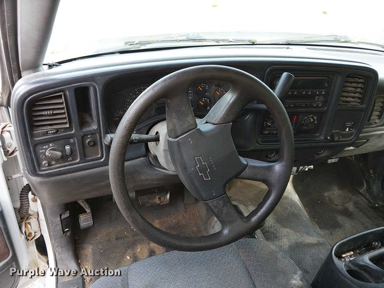 image for item FK0511 2006 Chevrolet Silverado 2500HD pickup truck