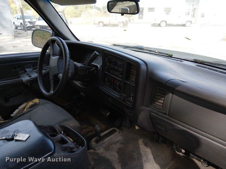 image for item FK0511 2006 Chevrolet Silverado 2500HD pickup truck