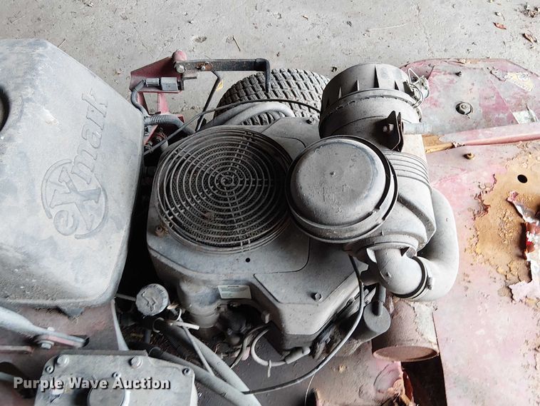 image for item FK0513 ExMark TT20KCE lawn mower