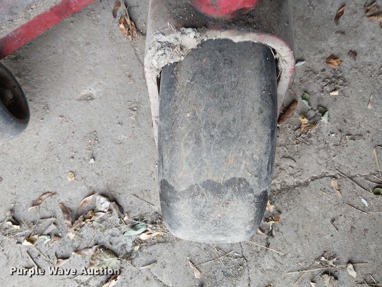 image for item FK0513 ExMark TT20KCE lawn mower