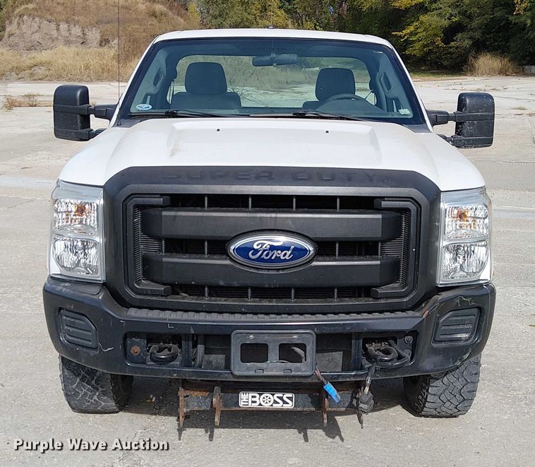 image for item FK0514 2011 Ford F350 Super Duty XL pickup truck