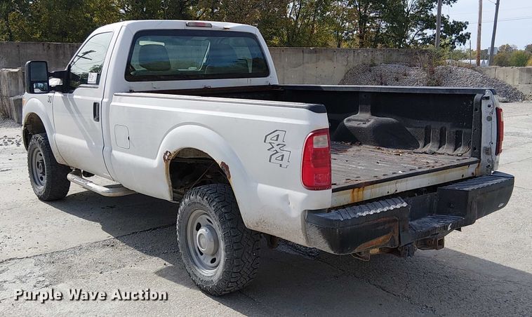 image for item FK0514 2011 Ford F350 Super Duty XL pickup truck