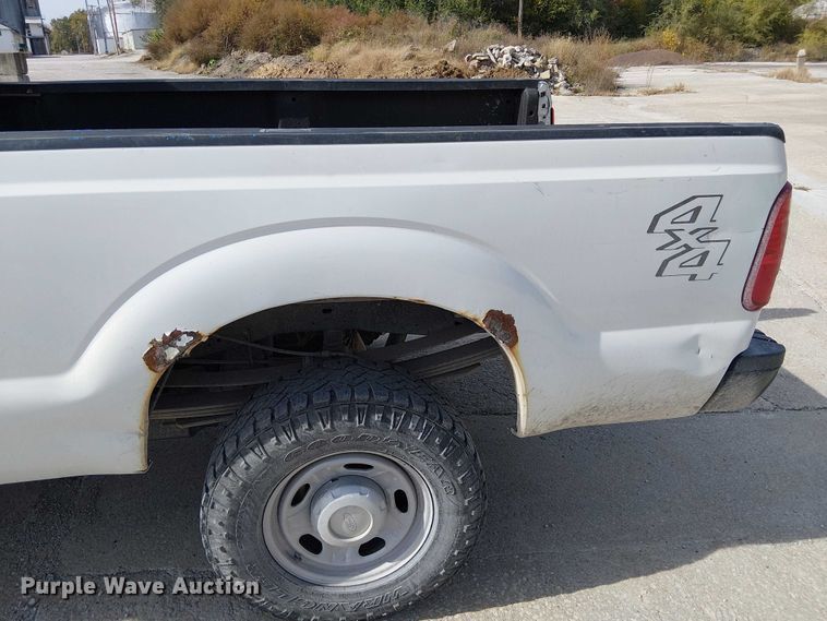 image for item FK0514 2011 Ford F350 Super Duty XL pickup truck