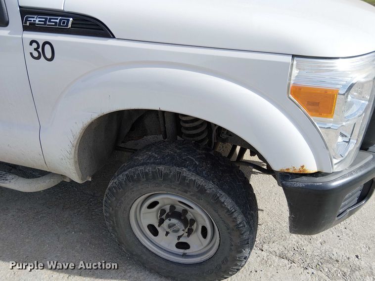 image for item FK0514 2011 Ford F350 Super Duty XL pickup truck