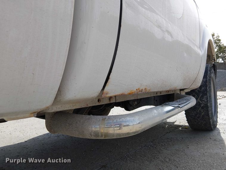 image for item FK0514 2011 Ford F350 Super Duty XL pickup truck