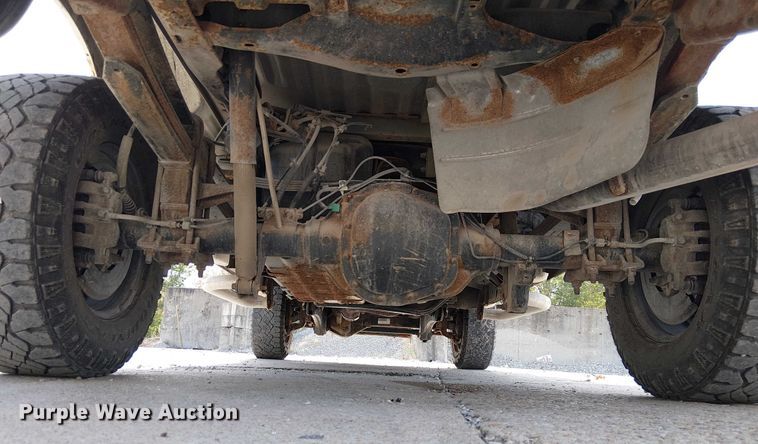 image for item FK0514 2011 Ford F350 Super Duty XL pickup truck