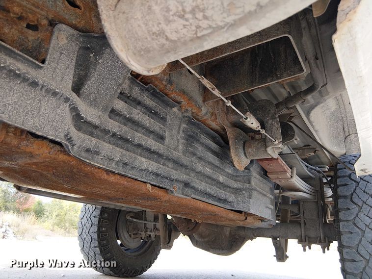 image for item FK0514 2011 Ford F350 Super Duty XL pickup truck