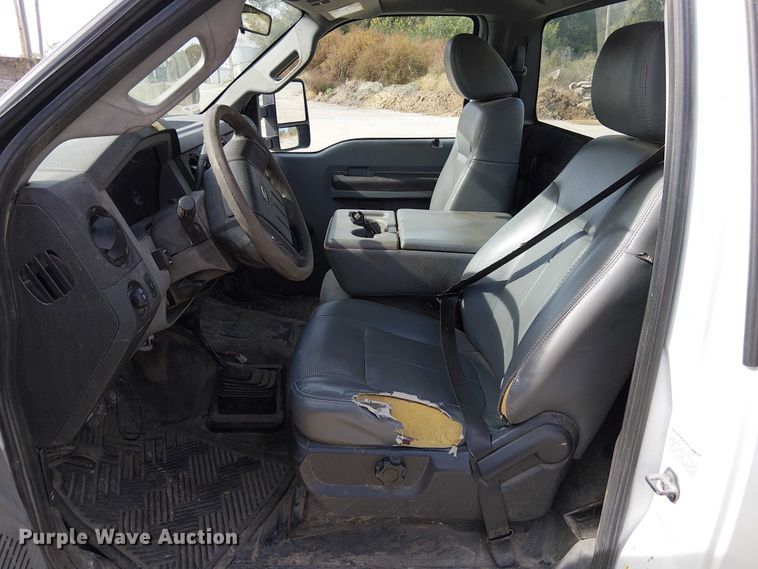 image for item FK0514 2011 Ford F350 Super Duty XL pickup truck