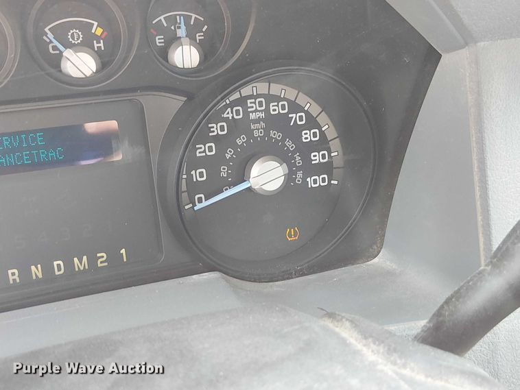 image for item FK0514 2011 Ford F350 Super Duty XL pickup truck