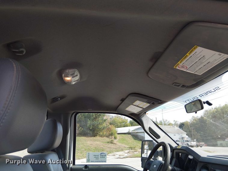 image for item FK0514 2011 Ford F350 Super Duty XL pickup truck