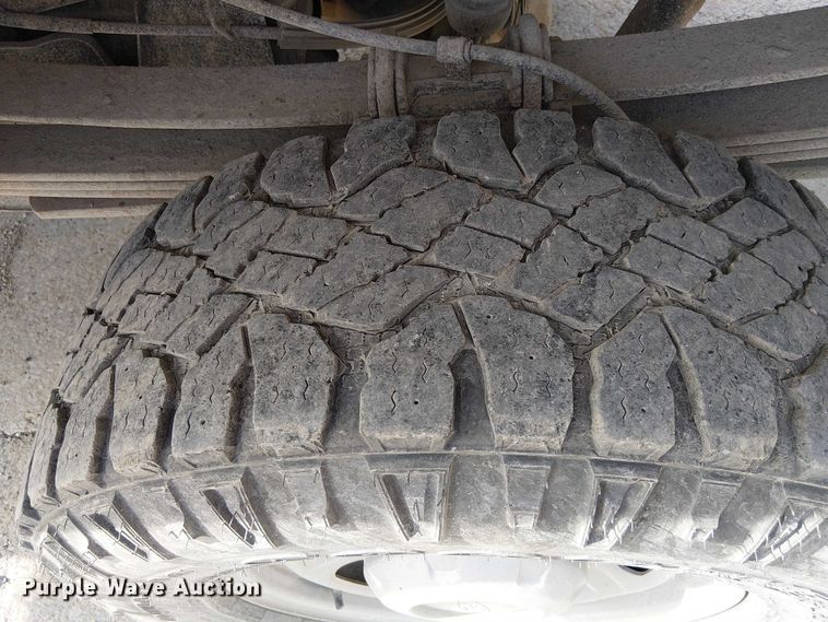 image for item FK0514 2011 Ford F350 Super Duty XL pickup truck