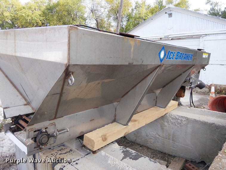 image for item FK0515 Western spreader