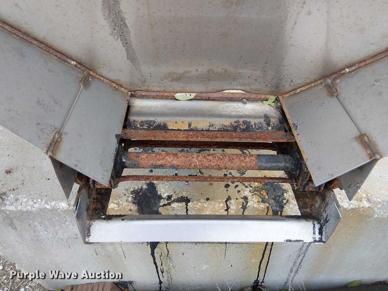 image for item FK0515 Western spreader