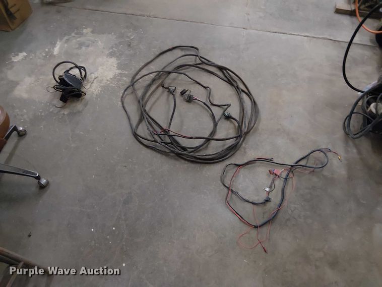 image for item FK0515 Western spreader