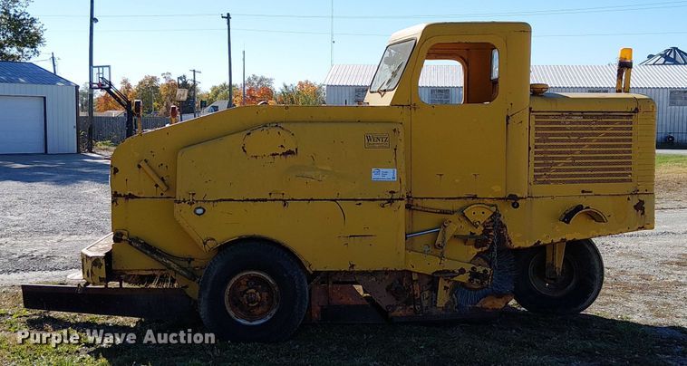 image for item FK0523 Wayne 1-460 street sweeper truck