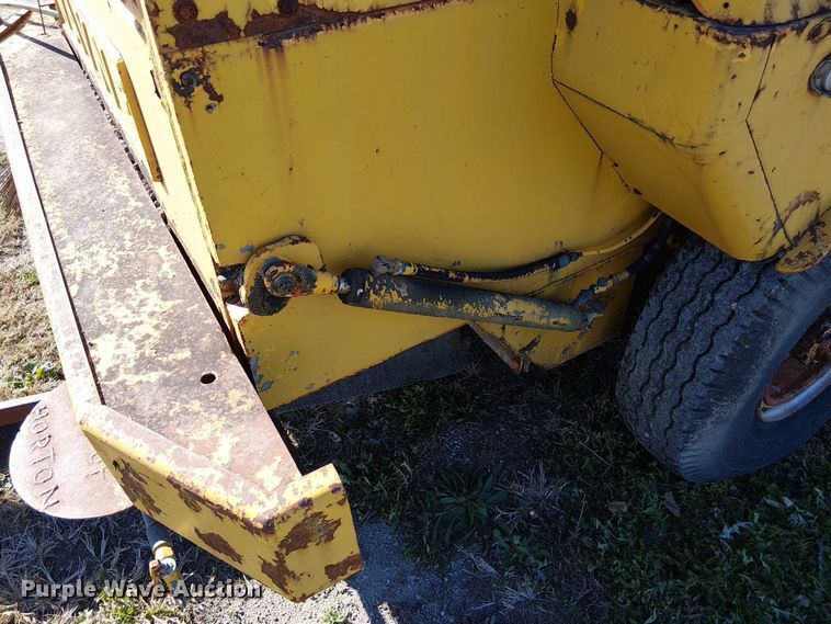 image for item FK0523 Wayne 1-460 street sweeper truck