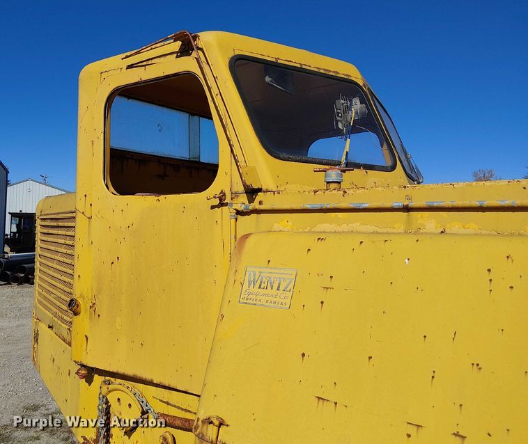 image for item FK0523 Wayne 1-460 street sweeper truck