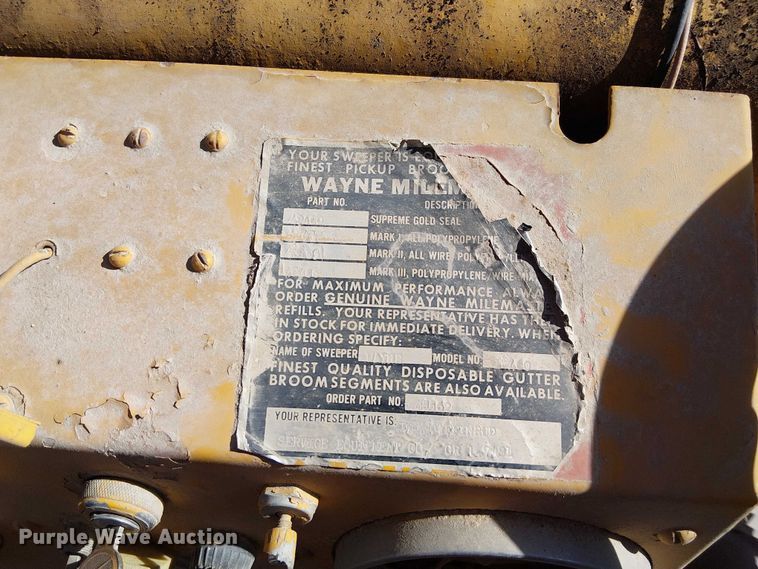 image for item FK0523 Wayne 1-460 street sweeper truck