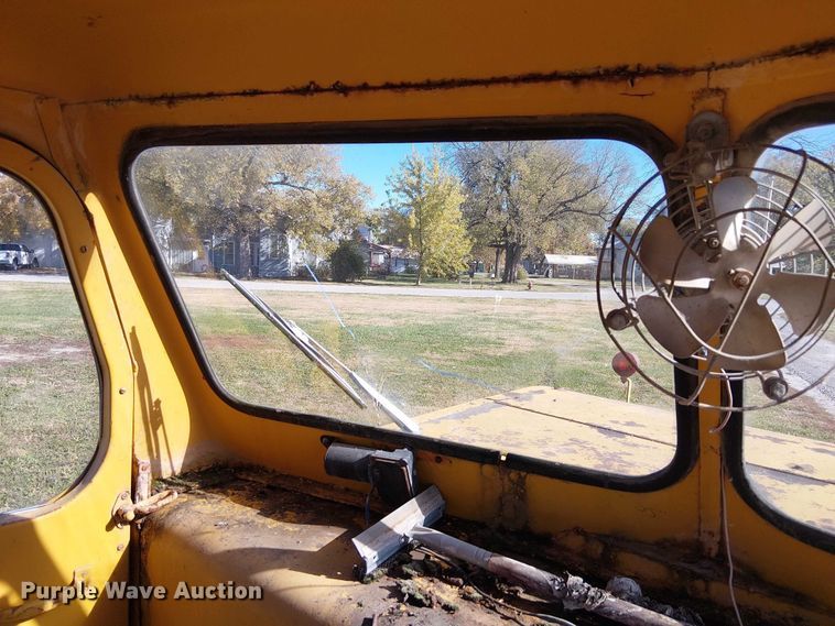 image for item FK0523 Wayne 1-460 street sweeper truck